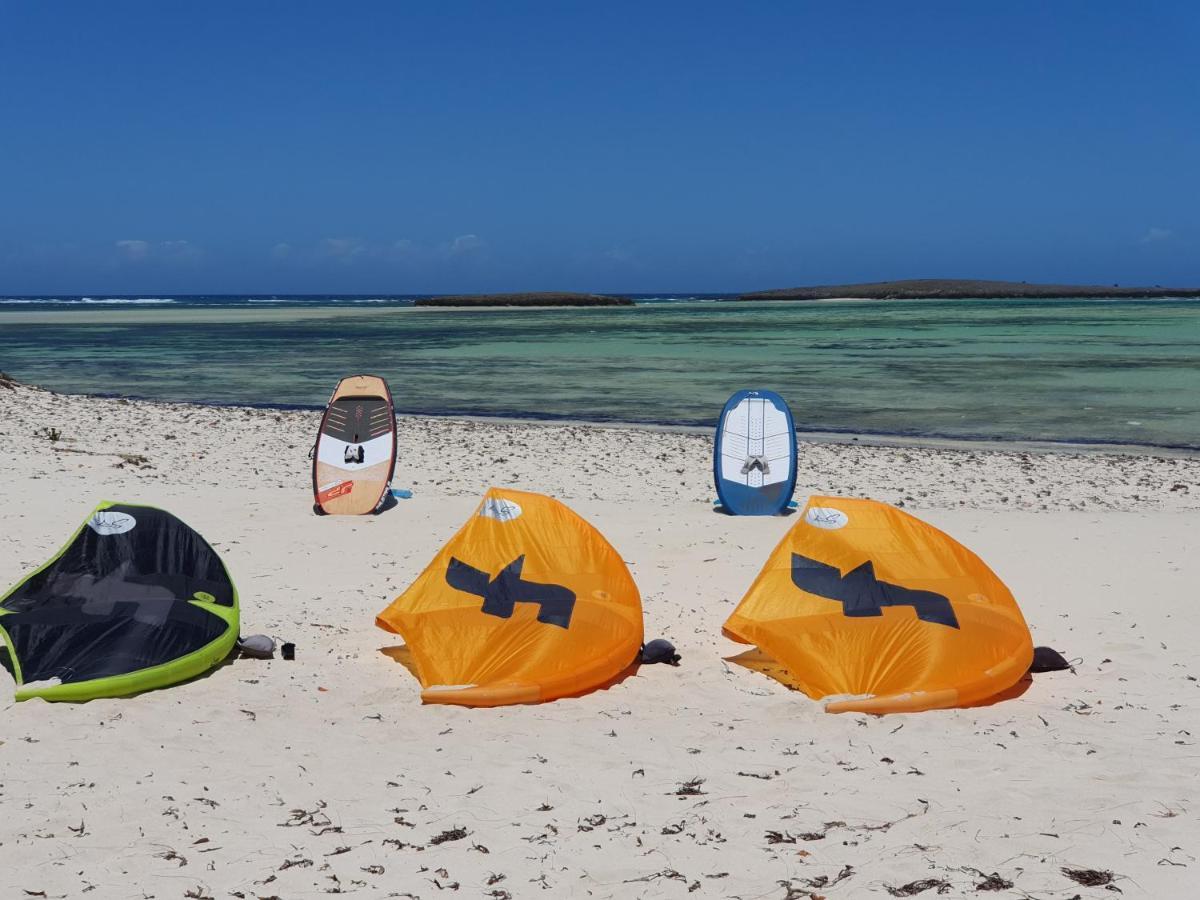 Ocean Lodge Kite & Windsurf Antsiranana Екстер'єр фото