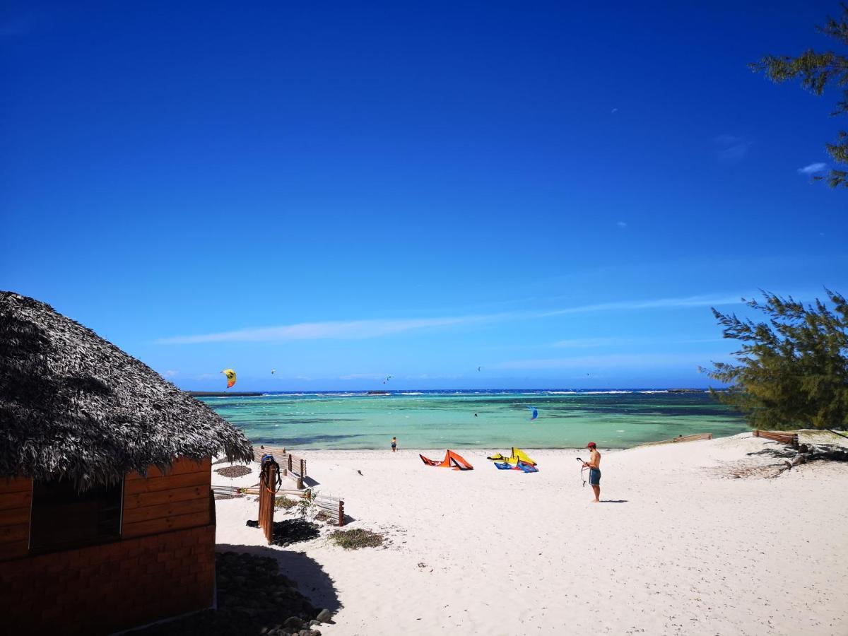 Ocean Lodge Kite & Windsurf Antsiranana Екстер'єр фото