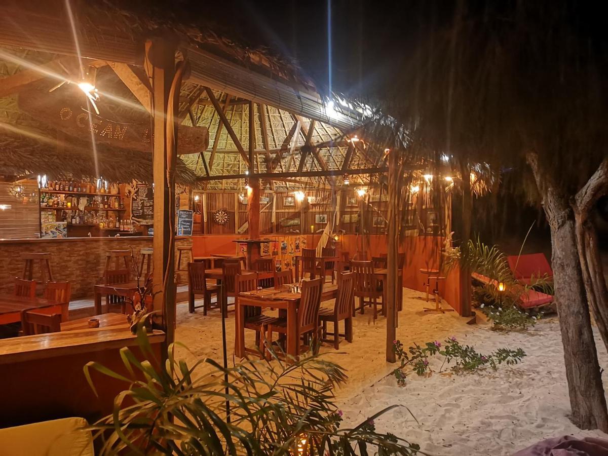 Ocean Lodge Kite & Windsurf Antsiranana Екстер'єр фото