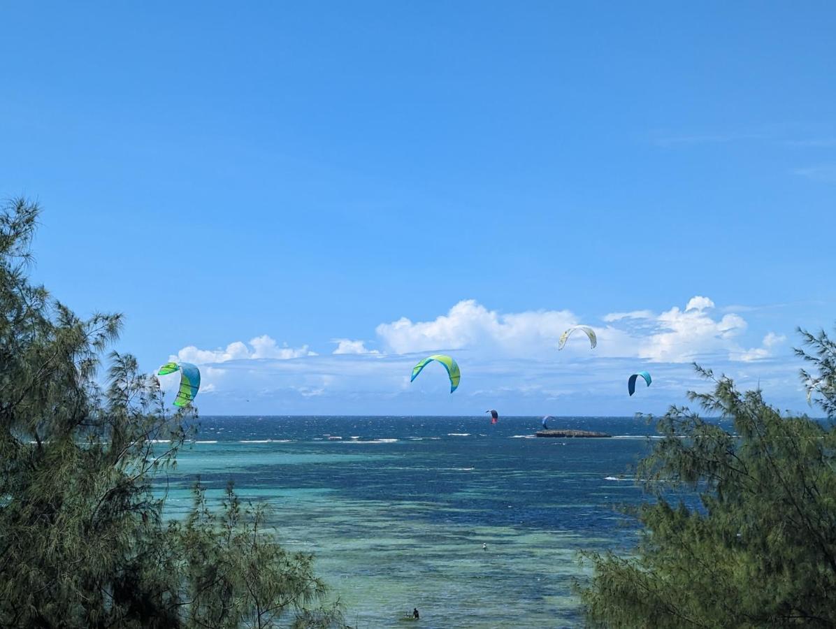 Ocean Lodge Kite & Windsurf Antsiranana Екстер'єр фото