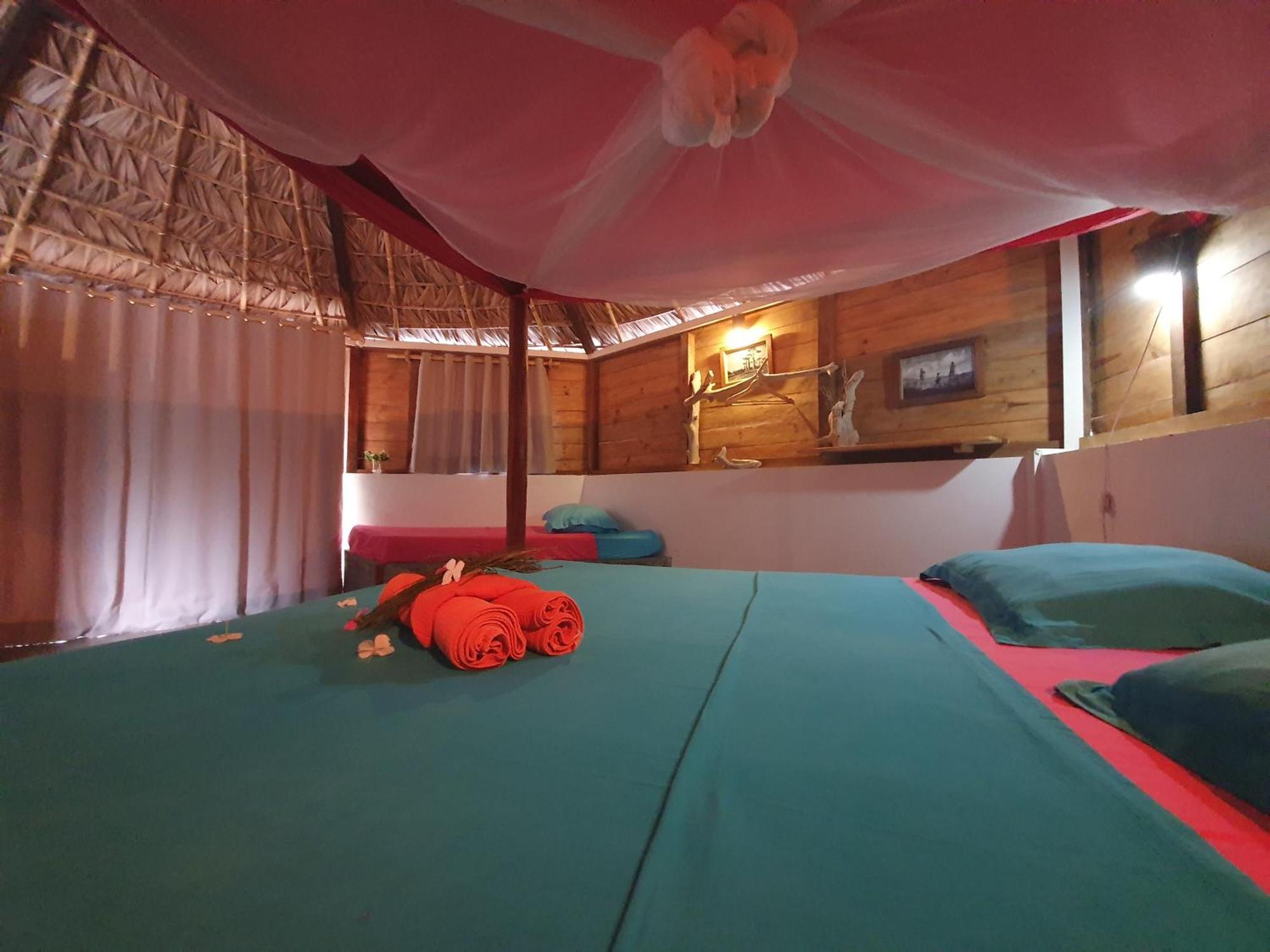 Ocean Lodge Kite & Windsurf Antsiranana Екстер'єр фото