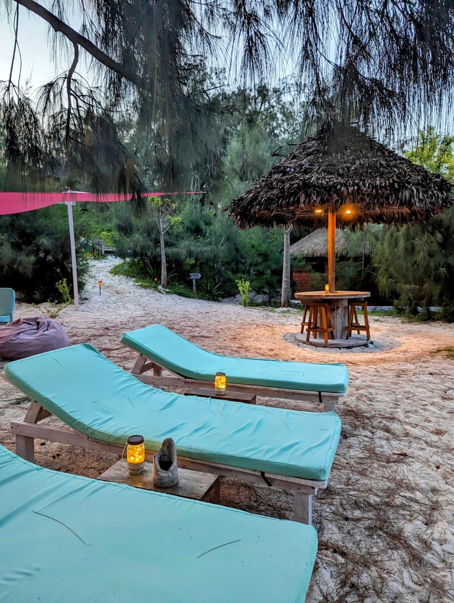 Ocean Lodge Kite & Windsurf Antsiranana Екстер'єр фото