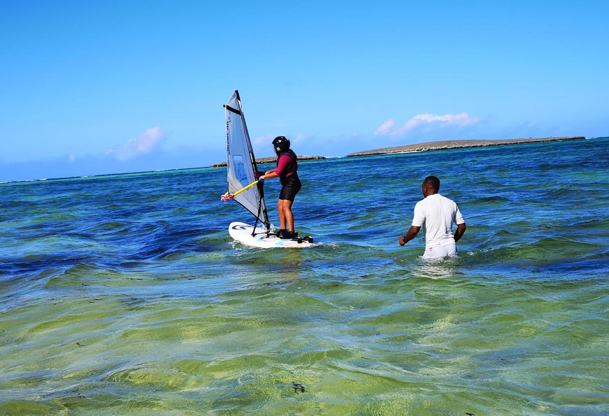 Ocean Lodge Kite & Windsurf Antsiranana Екстер'єр фото