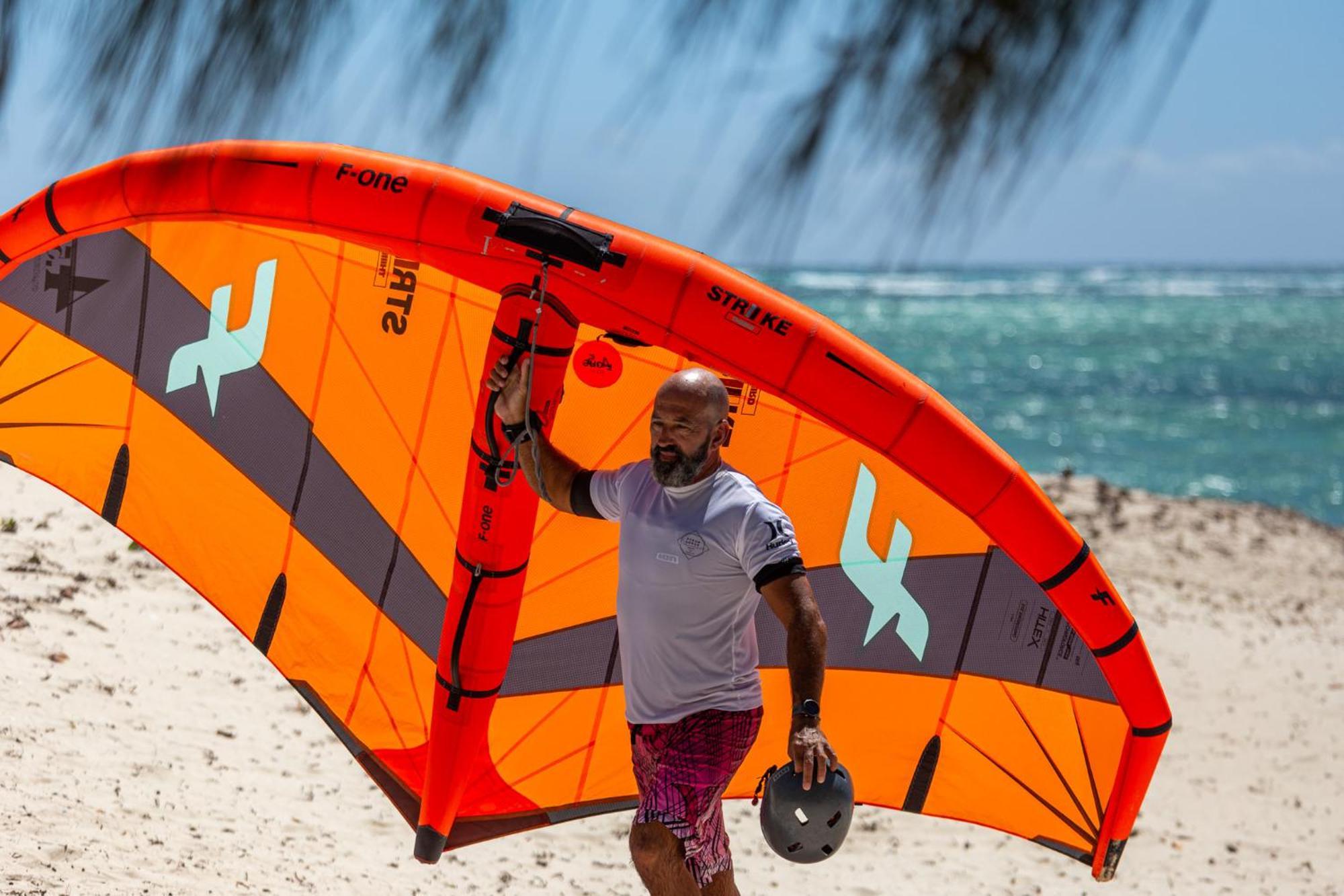Ocean Lodge Kite & Windsurf Antsiranana Екстер'єр фото