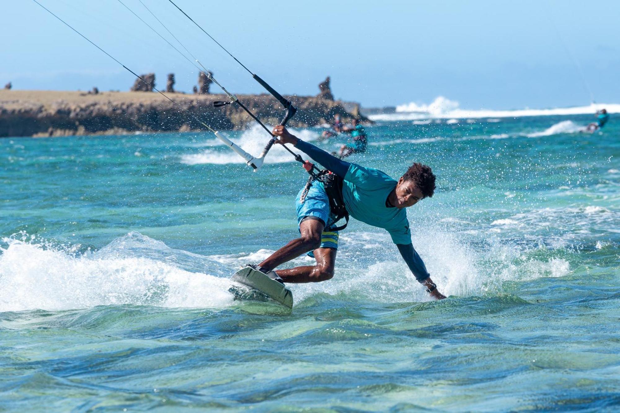 Ocean Lodge Kite & Windsurf Antsiranana Екстер'єр фото