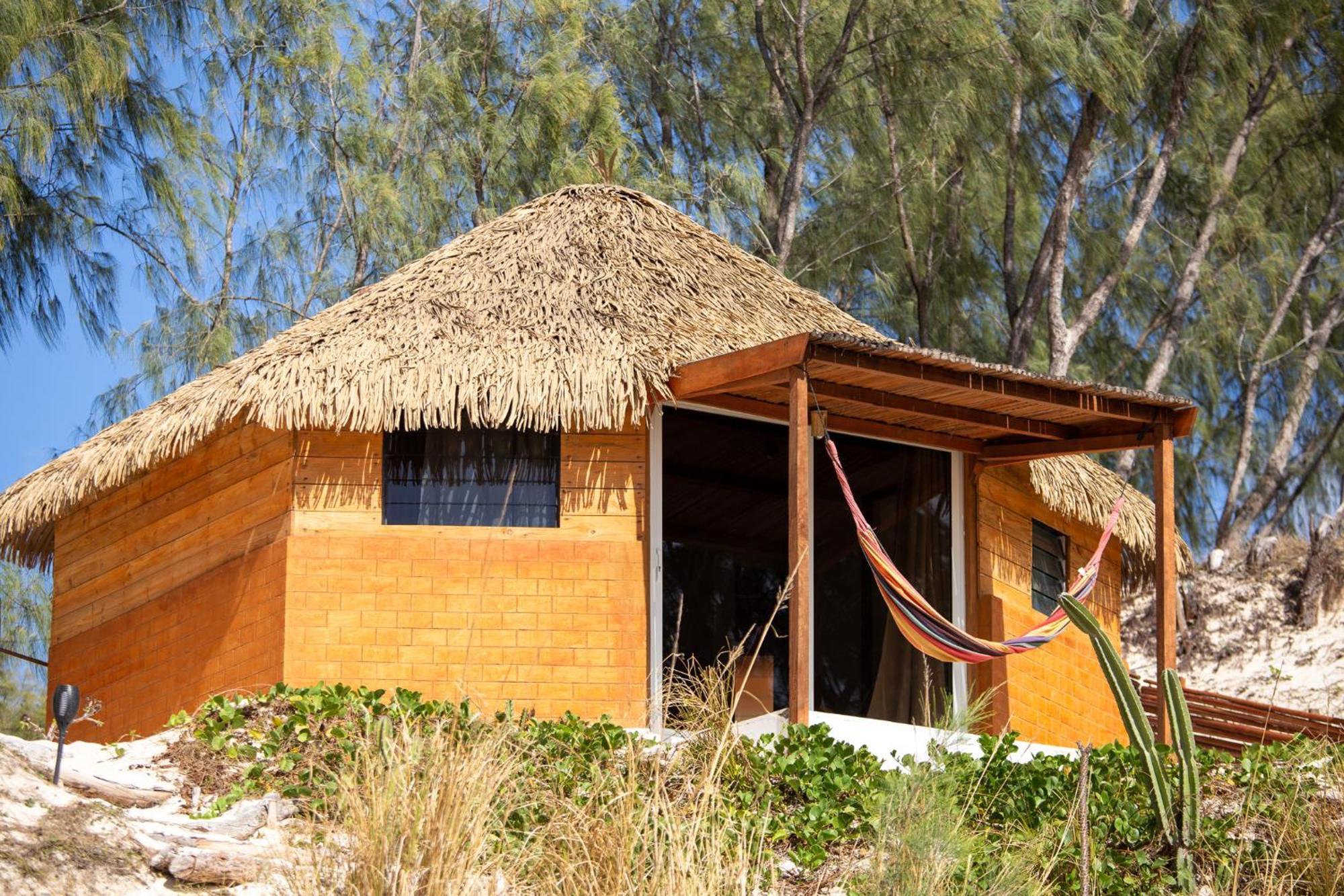 Ocean Lodge Kite & Windsurf Antsiranana Екстер'єр фото